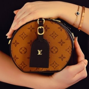6180/VAIL Vimod P  bag